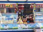 Павильон на Азовском рынке Новочеркасска испугал горожан опасным хранением продуктов  