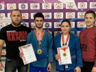 Самбисты из Новочеркасска завоевали золото региональной олимпиады
