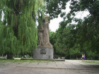 В Новочеркасске демонтируют памятник казакам-революционерам