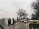 Ледяной дождь обрушился на Новочеркасск: ГИБДД призывает автолюбителей быть аккуратней на дорогах