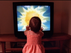 В Новочеркасске двухлетнюю девочку придавило старым телевизором