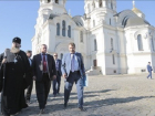 Глава области поручил восстановить брусчатку на Соборной площади Новочеркасска