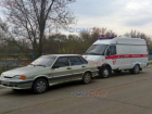 Отвлекшись за рулем, водитель скорой помощи протаранил «пятнадцатую» в Новочеркасске