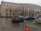 В Новочеркасске две иномарки не поделили площадь Платова