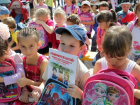 В Новочеркасске помогут собрать детей в школу