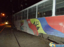 В Новочеркасске на улице Крылова еще один трамвай сошел с рельсов