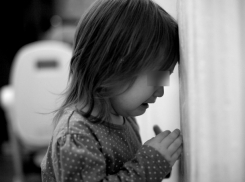 Пьяный педофил пытался изнасиловать дочь сожительницы в Новочеркасске