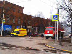 При пожаре в новочеркасской поликлинике пострадал рабочий