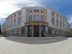 Погружение в историю: театр Комиссаржевской в Новочеркасске