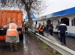 Администрация Новочеркасска «избавится» от ларьков на  Азовском рынке