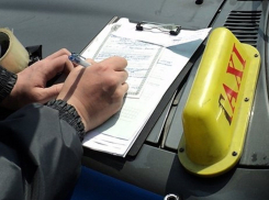 В Новочеркасске проверили работу такси