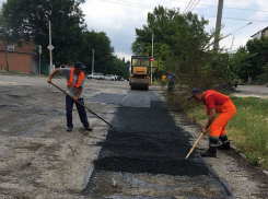 Ямочный ремонт в Новочеркасске завершат до майских праздников