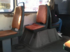 Новочеркасцы о маршруте № 6: «Ездим в ободранном салоне и дышим грязью»