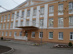 Новочеркасская школа номер два вернулась к работе