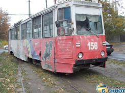 В Новочеркасске сошел с рельсов трамвай