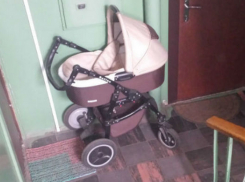 В Новочеркасске соседки не поделили лестничную площадку и устроили драку