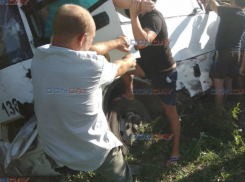 Автобус с пассажирами разбился под Новочеркасском