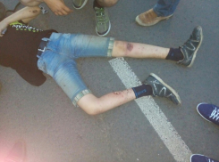 В Новочеркасске на пешеходном переходе Тойота сбила 12-летнего велосипедиста