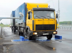 В Новочеркасске спасти дороги от разрушения могут только пункты весового контроля, уверены депутаты