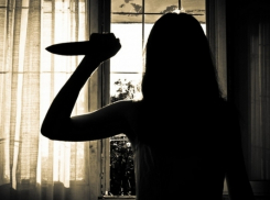 Рядом с Новочеркасском женщина отомстила любовнице сожителя, облив ее кислотой