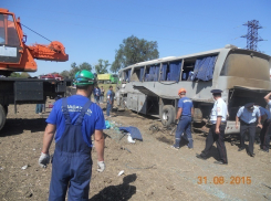 В результате ДТП пострадали 10 пассажиров автобуса Дербент - Новочеркасск
