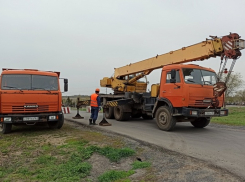 В Новочеркасске в местах захоронений появились заграждающие бетонные плиты