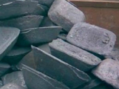 300 килограмм чугуна потянули на пять лет за решеткой для двоих суровых новочеркасцев