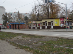 В Новочеркасске предприниматели приватизируют остановки и выгоняют пассажиров