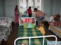 В детской больнице Новочеркасска по решению суда закрыты две палаты
