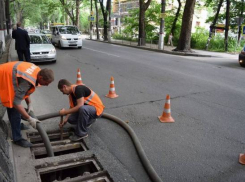 В Новочеркасске местный подрядчик получил 3,7 миллионов рублей на содержание ливневок и дорог