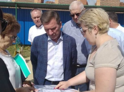 Первый замгубернатора Ростовской области поручил новочеркасским чиновникам благоустроить жилье для детей-сирот