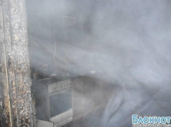 В Новочеркасске неизвестные подожгли частный дом, пострадавших нет