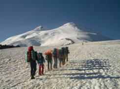 Новочеркасские альпинисты покоряют вершину Эльбруса