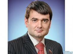 Депутат новочеркасской городской Думы Андрей Резник отчитался перед избирателями о своей работе за 2013 год