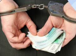 Сотрудник новочеркасской колонии оказался на месте своих подопечных