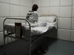 В Шахтах пациент психоневрологического диспансера убил свою мать и покончил с собой