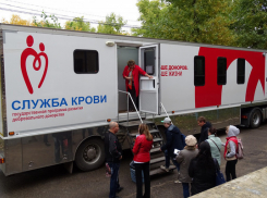 Новочеркасских доноров приглашают сдать кровь 14 мая 