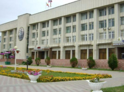 Мэрия Новочеркасска заплатит миллион рублей за освещение своей деятельности в СМИ