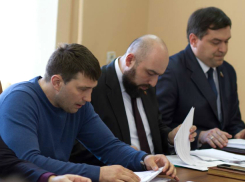 Новочеркасские депутаты отказались от идеи согласования замов сити-менеджера с Гордумой