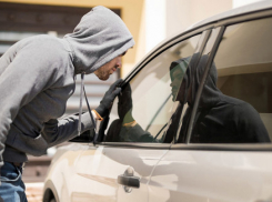 Под Новочеркасском орудуют автомобильные аферисты