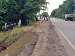 Под Новочеркасском пьяный водитель влетел в самосвал
