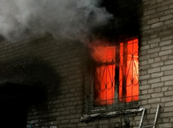 Мужчина погиб во время пожара на съемной квартире в Новочеркасске