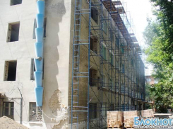 В Новочеркасске восстановили рухнувшую часть общежития на улице Мацоты