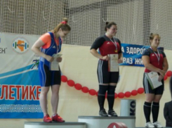 Новочеркасская спортсменка, Анастасия Немцева сала чемпионкой России по тяжелой атлетике