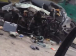 В сети появилось видео смертельной аварии под Новочеркасском