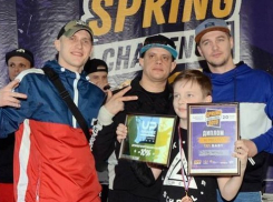 Танцоры из Новочеркасска стали призерами чемпионата по «брейкингу»