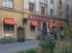 В Новочеркасске для съемок фильма поликлинику превратили в гастроном