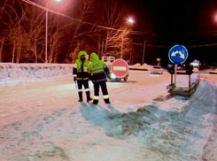 Жителям Новочеркасска запретят выезжать в снегопад на личных автомобилях