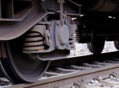 40-летний мужчина погиб под колесами поезда