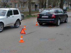 Внезапно выбежавший на дорогу 8-летний мальчик попал под колеса иномарки в Новочеркасске